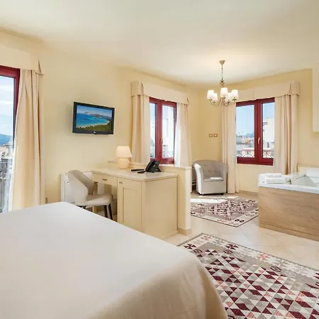 Regina Elena Hotel 4*
