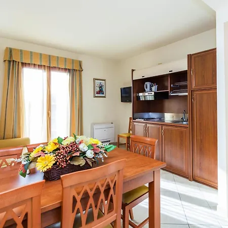 Regina Elena Szálloda 4*