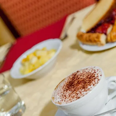 Hotel Regina Elena 4*