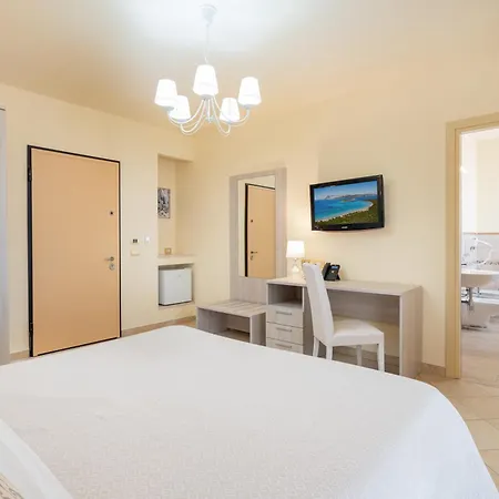 Regina Elena 4* オルビア