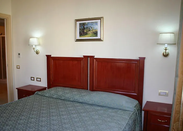 Regina Elena Hotell 4*